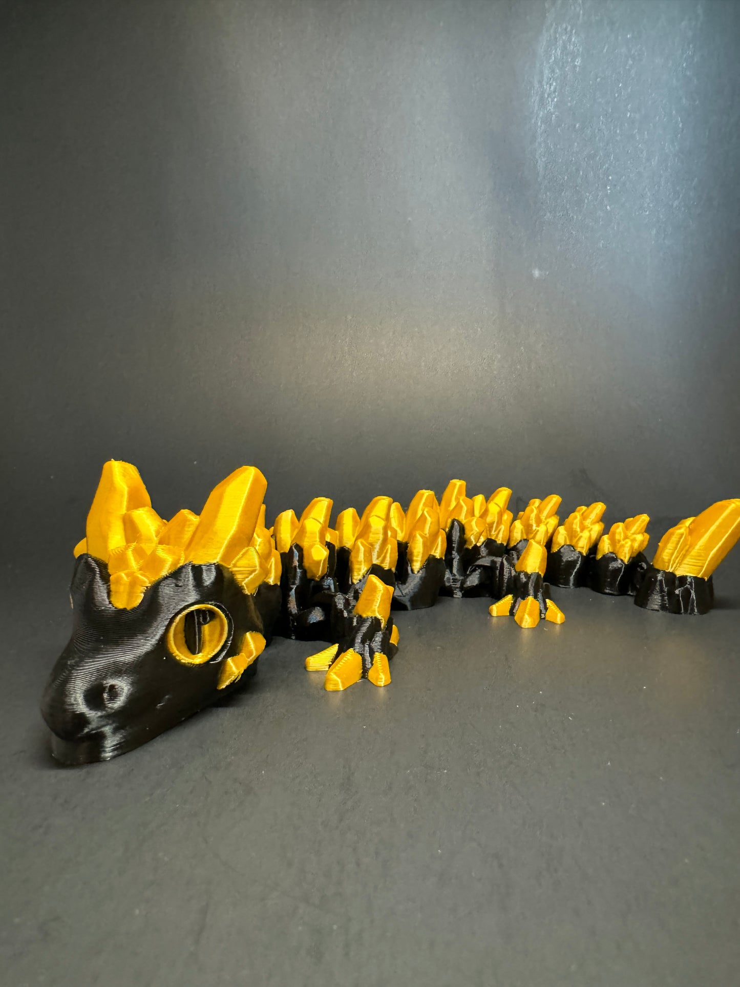 Mystic Gold & Black Articulating Dragon – A 3D-Printed Fantasy Treasure