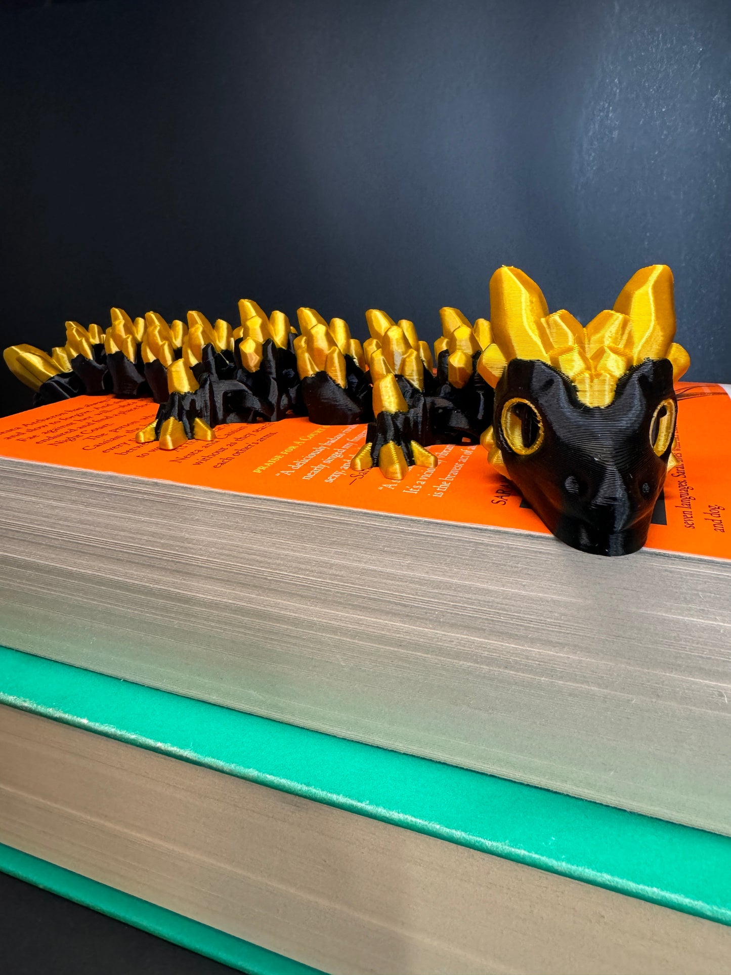 Mystic Gold & Black Articulating Dragon – A 3D-Printed Fantasy Treasure