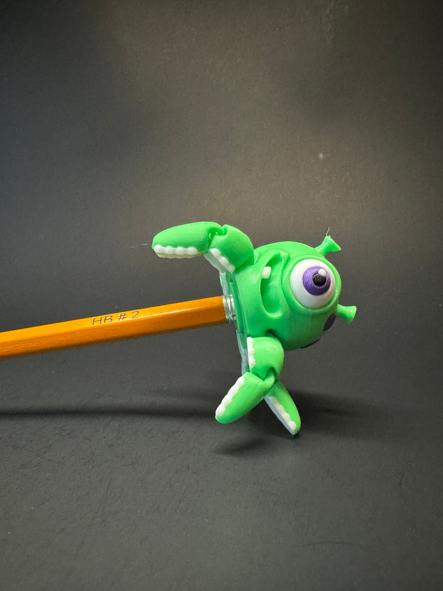 Cute Alien Pencil-Top Fidget Spinner – Out-of-This-World Fun!
